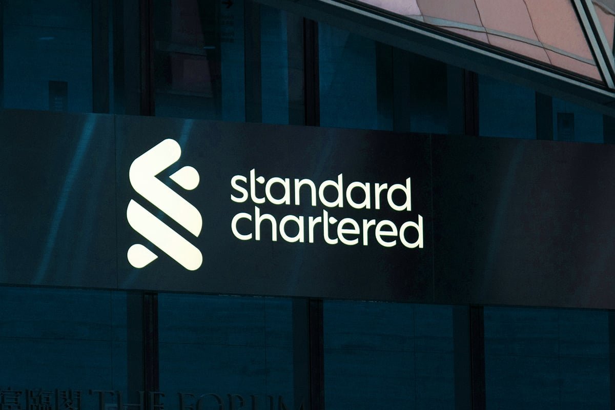 Standard Chartered’s Kendrick Calls $59K the Bitcoin Cycle Bottom; Holds $100K BTC and $4K ETH Year-End Targets