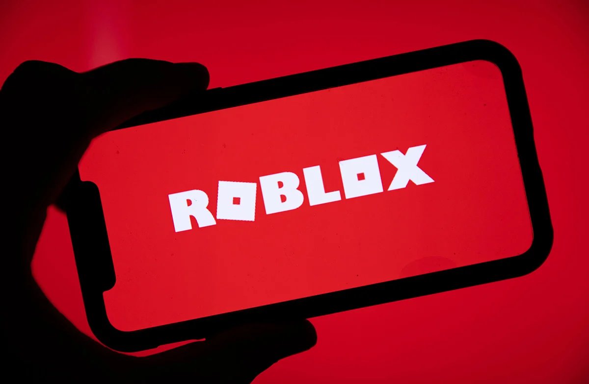Roblox (RBLX) Stock Surges 14% Following Arete Research Upgrade to Buy