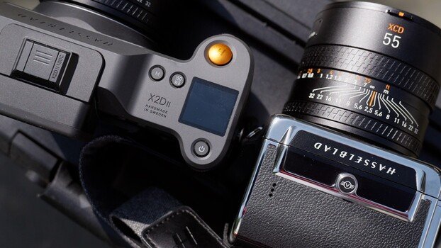 Hasselblad X2D II vs. 907X 100C: Same Sensor, Very Different Cameras