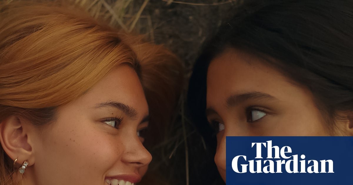 Girls Like Girls review – Sapphic teen romance is a precious and predictable yawn-a-thon