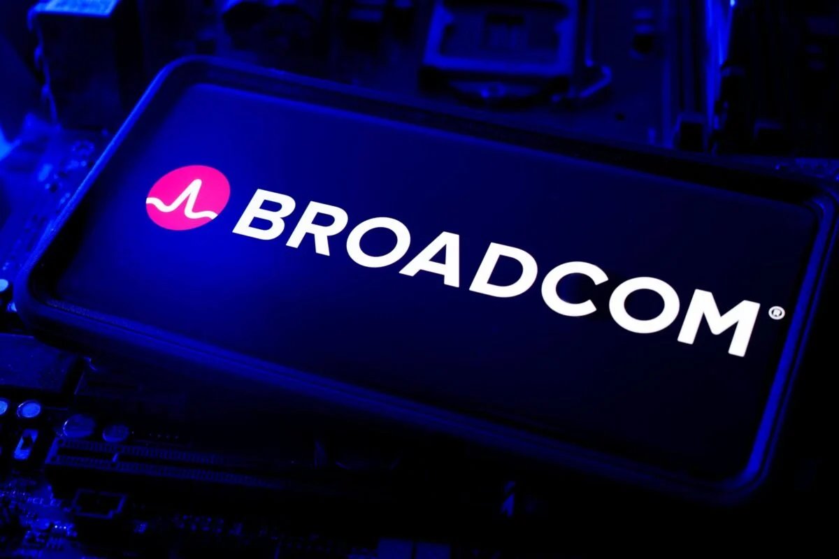 Why Broadcom (AVGO) Stock Dropped 6% Despite Crushing Earnings and AI Revenue Surge
