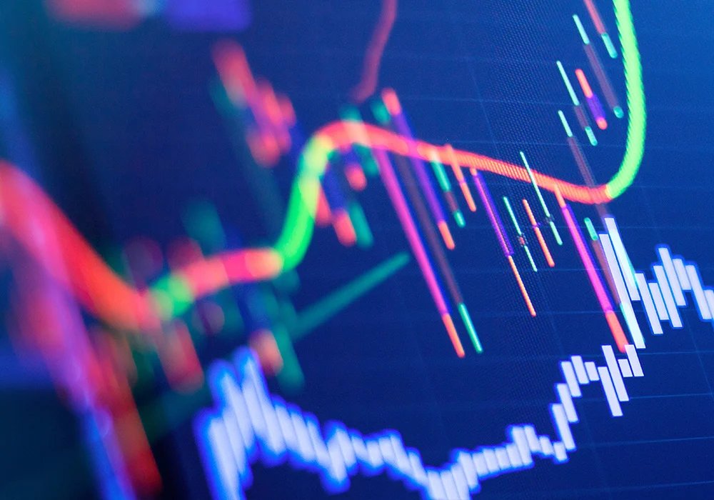 Crypto Slides After Fed Holds Rates in Warsh’s First Meeting