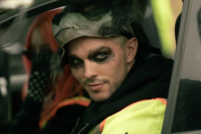 ‘How to Rob a Bank’ Trailer: Zoë Kravitz and Nicholas Hoult Star in David Leitch’s Cat-and-Mouse Thriller