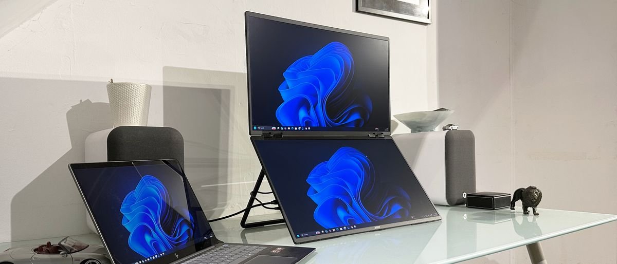 Acer PD243Y E review: This dual-panel 24-inch monitor is much more portable than you might imagine