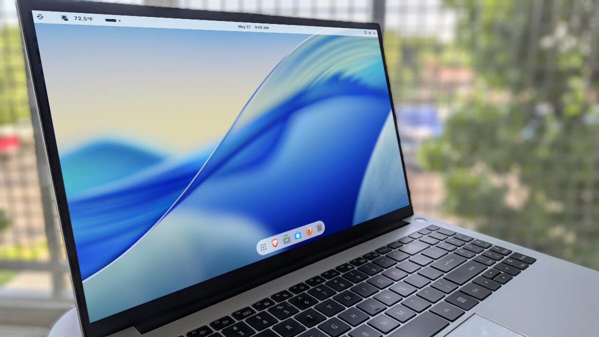 How to make Linux look like MacOS for free - with a few simple ZorinOS tweaks