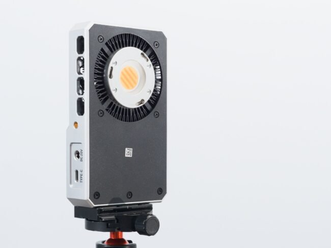 Neewer FS60B Portable Light Review