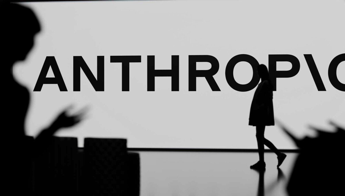 Anthropic, now atop the AI bubble, files for its IPO