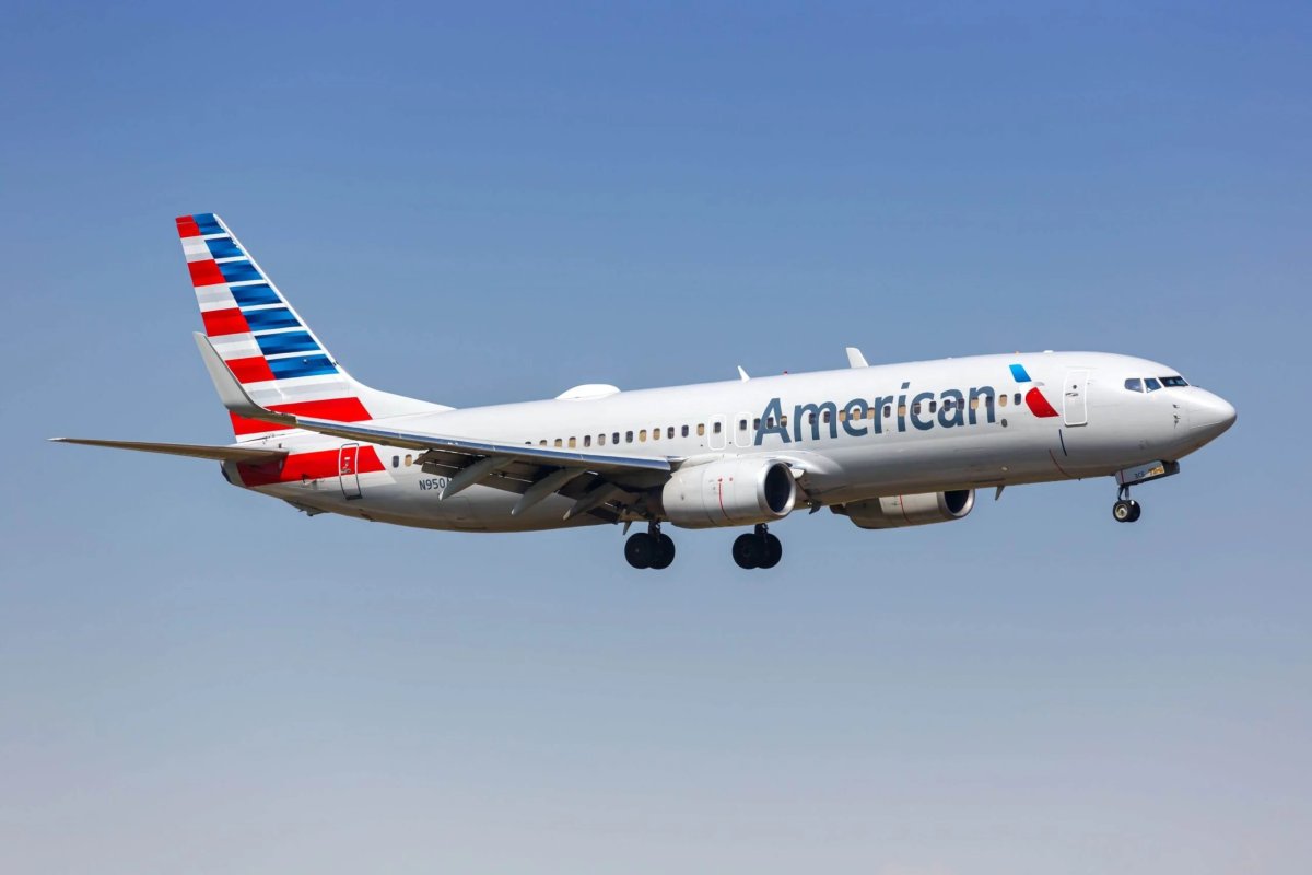 American Airlines (AAL) vs United Airlines (UAL): Which Stock Should You Buy in 2026?