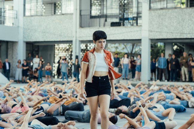 ‘The Wave’ Trailer: ‘A Fantastic Woman’ and ‘Gloria’ Director Sebastián Lelio Unveils a Bold Protest Musical
