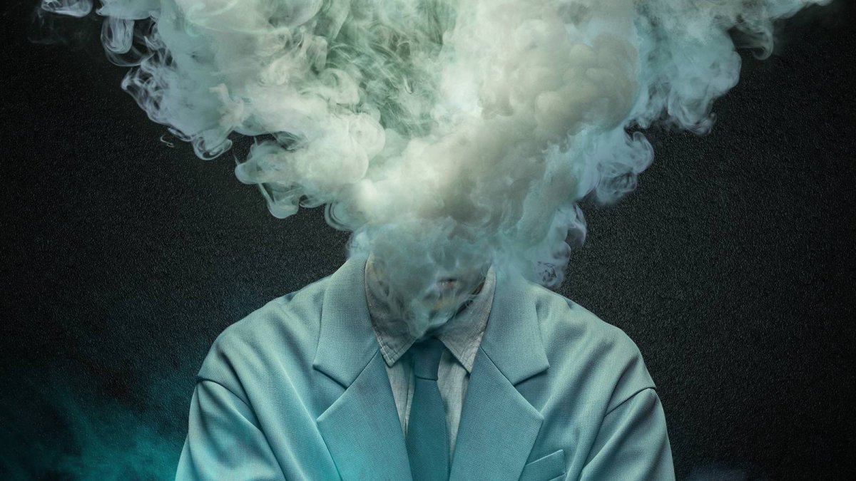 Human Vapor review: Netflix's new sci-fi thriller avoids a pitfall even Steven Spielberg fell for