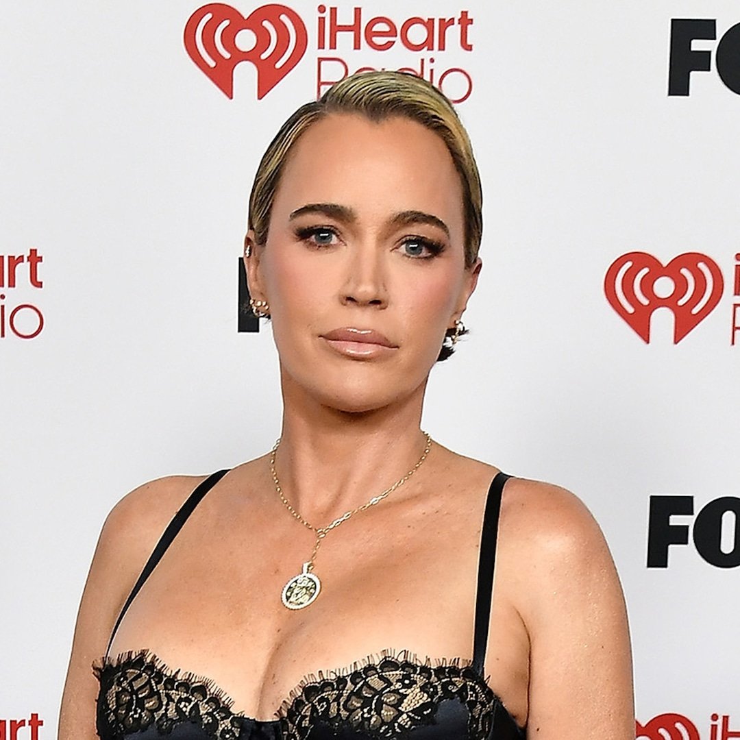 See Teddi Mellencamp's Emotional Reaction to New Wig Amid Cancer
