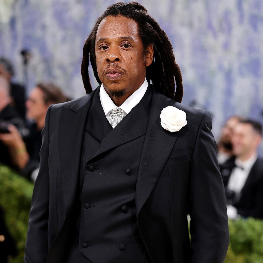 Jay-Z Shows Off Afro Hair Transformation at NBA Finals