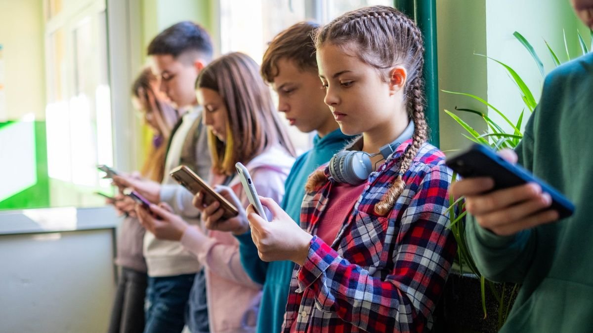 New study claims just 2% of schools in England have AI strategies — despite it being 'already embedded in day-to-day teaching and learning'