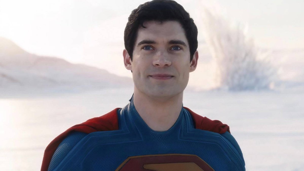 How Old Is The DCU’s Superman? (New Supergirl Reveals Explained)