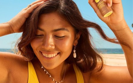 Derm-Approved Hair & Scalp Sunscreens That Won't Leave Hair Greasy