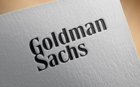 Goldman Sachs Trims Gold Forecast as Higher Rates Persist