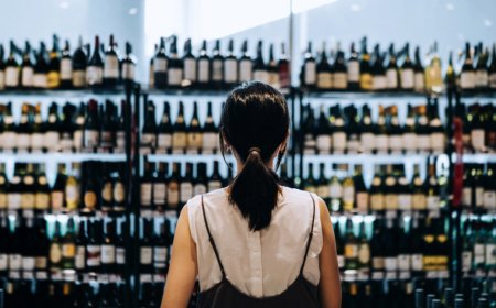 Experimental wine bottle tracks oxygen moving through the cork
