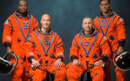 NASA names crew for Artemis III lunar lander rehearsal