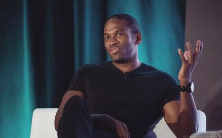 Arthur Hayes Crypto Picks Crash as Worldcoin Holds Key $0.40 Support