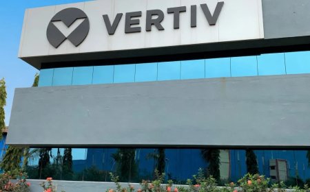 Vertiv (VRT) Stock Soars 84% YTD: Why Institutions Are Betting Big on AI Infrastructure