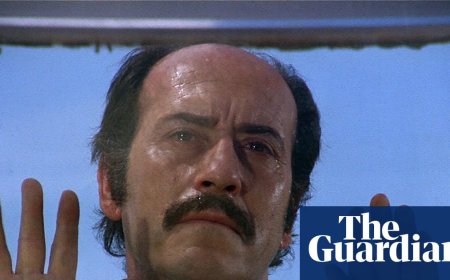 La Cabina/El Televisor review – horror and anxiety on the air and down the line in Franco’s Spain