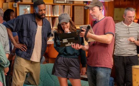 Tina Fey, Colman Domingo, and ‘The Four Seasons’ Crew Discuss the Show’s ‘Elegant Simplicity’