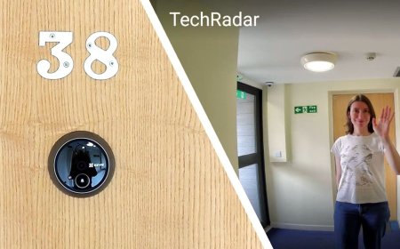 I installed this brilliant peephole camera in 10 minutes, and it's a great subscription-free alternative to a video doorbell for renters and apartment-dwellers