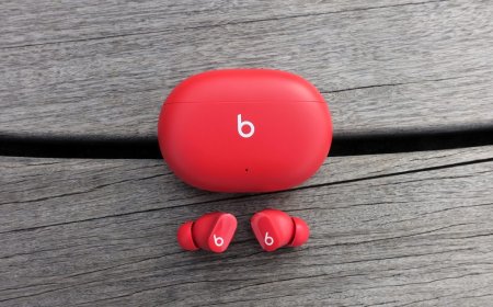 Apple patches high-severity eavesdropping vulnerability in Beats Studio Buds