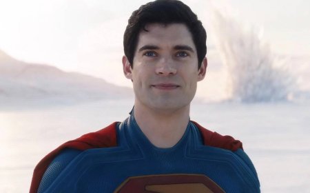 How Old Is The DCU’s Superman? (New Supergirl Reveals Explained)