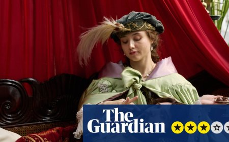 Madfabulous review – Callum Scott Howells shines as flamboyant aristocrat in hedonistic period romp