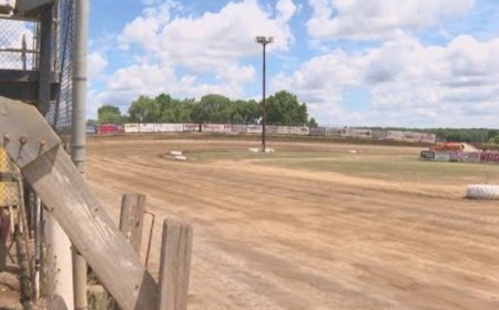 Three Photographers Injured After Sprint Car Goes Off Track at Ohio Race