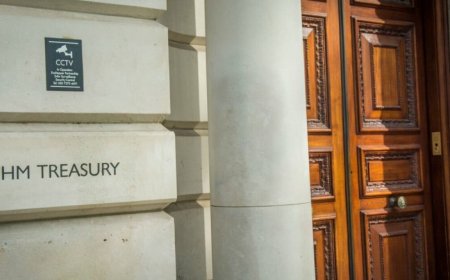 UK Treasury hunts CTO on salary that may not compute for top tech talent