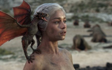 Fantasy's Greatest Dragon Makes Every Dragon In Game Of Thrones Look Tiny