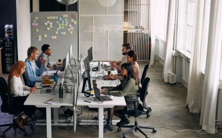 Want a big tech job? Startups may be your best shot now - here's why