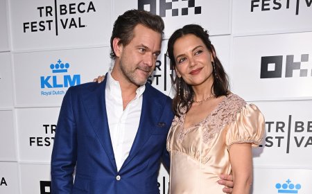 Katie Holmes and Joshua Jackson fans fawn over the Dawson's Creek stars as they make flirty red carpet display