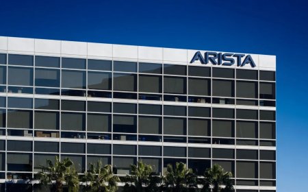 Arista Networks (ANET) Stock Surges with Groundbreaking 1.6T AI Platform Debut