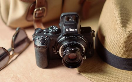 Small APS-C Cameras, Big Results: Travel Photography Kits That Don’t Weigh You Down