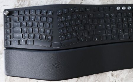 The Razer Pro Type Ergo proves the company can do non-gaming keyboards well – but it’s not perfect
