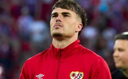 Chelsea contacts Rayo Vallecano over Pep Chavarría transfer