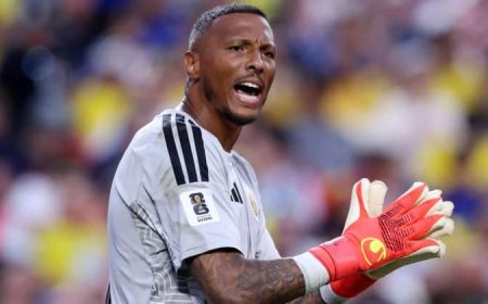 Eloy Room records 15 saves against Ecuador, nears World Cup record