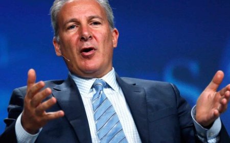 Peter Schiff challenges Jamie Dimon’s call for bank-level oversight of crypto firms