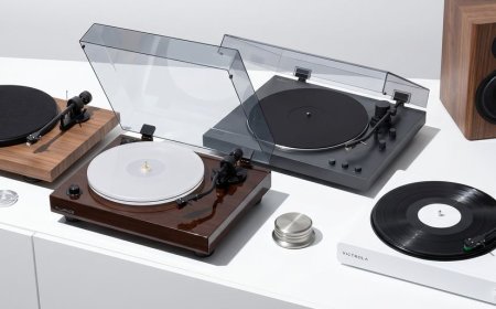 The 4 turntables they really want on Graduation Day — or for their new apartment — as picked by an audio editor