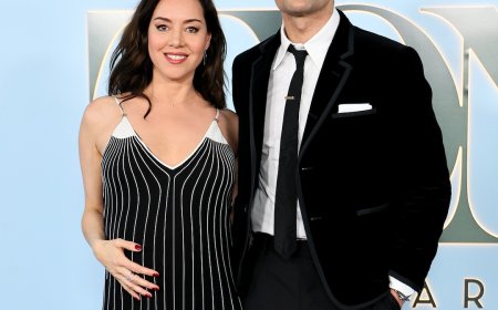 Aubrey Plaza, Christopher Abbott Make Red Carpet Debut at Tony Awards
