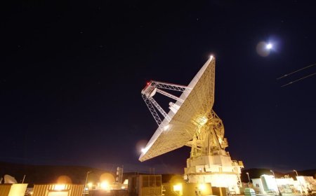 After nearly breaking, NASA's Deep Space Network "worked well" on Artemis II