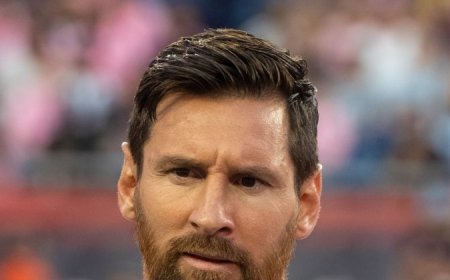 Messi scores stunning free-kick, leads Argentina to 2-0 World Cup win over Austria