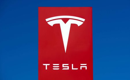 Tesla (TSLA) Stock Gains 1.5% on U.S.-Iran Peace Deal, Not EV Demand