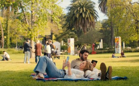 ‘Nobody Wants This’ Gave Production Designer Claire Bennett a Unique Challenge: It’s All on Location — Watch