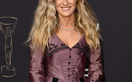 Sarah Jessica Parker Shares Rare Pics of Twin Daughters for 17th B-Day