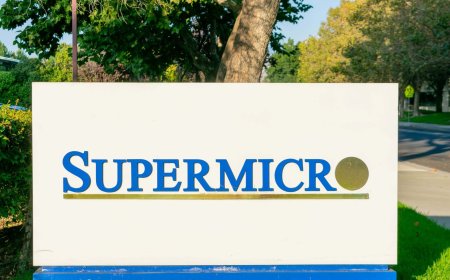 Super Micro Computer (SMCI) Stock: $7B Capital Raise to Fund AI Server Production