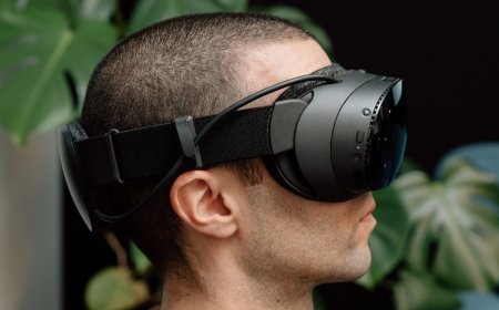 Valve just imported 13 tons of VR headsets in one day